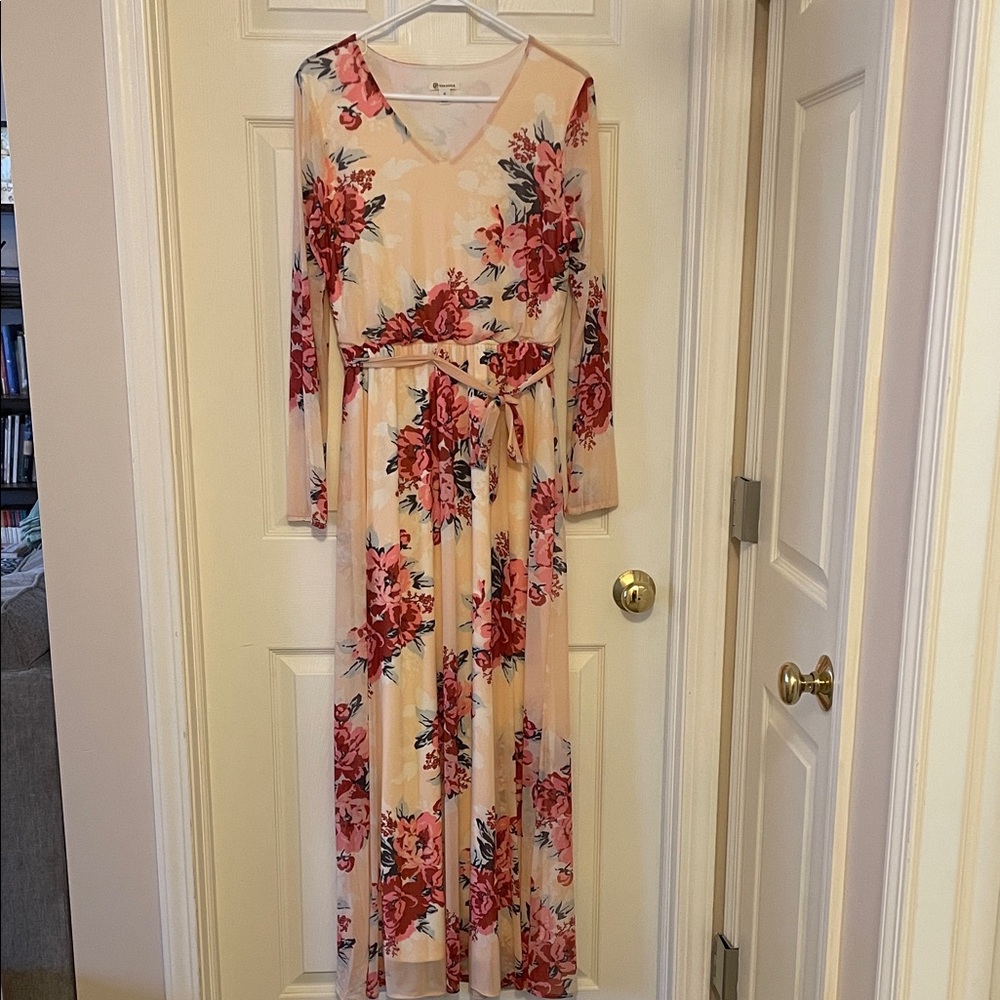 Versona Pink Floral Long Sleeve Dress